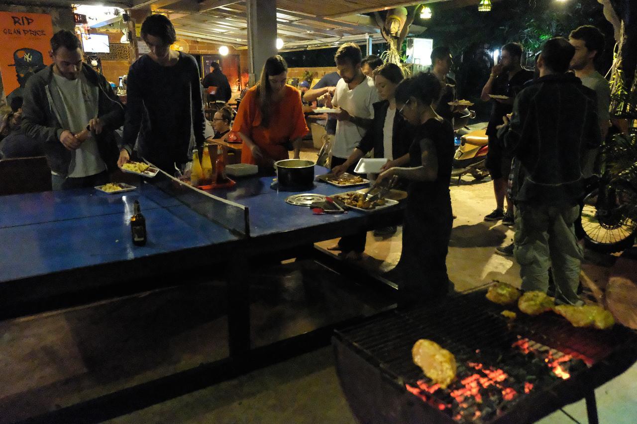 Hostel Happy House Backpackers Pai Exterior foto
