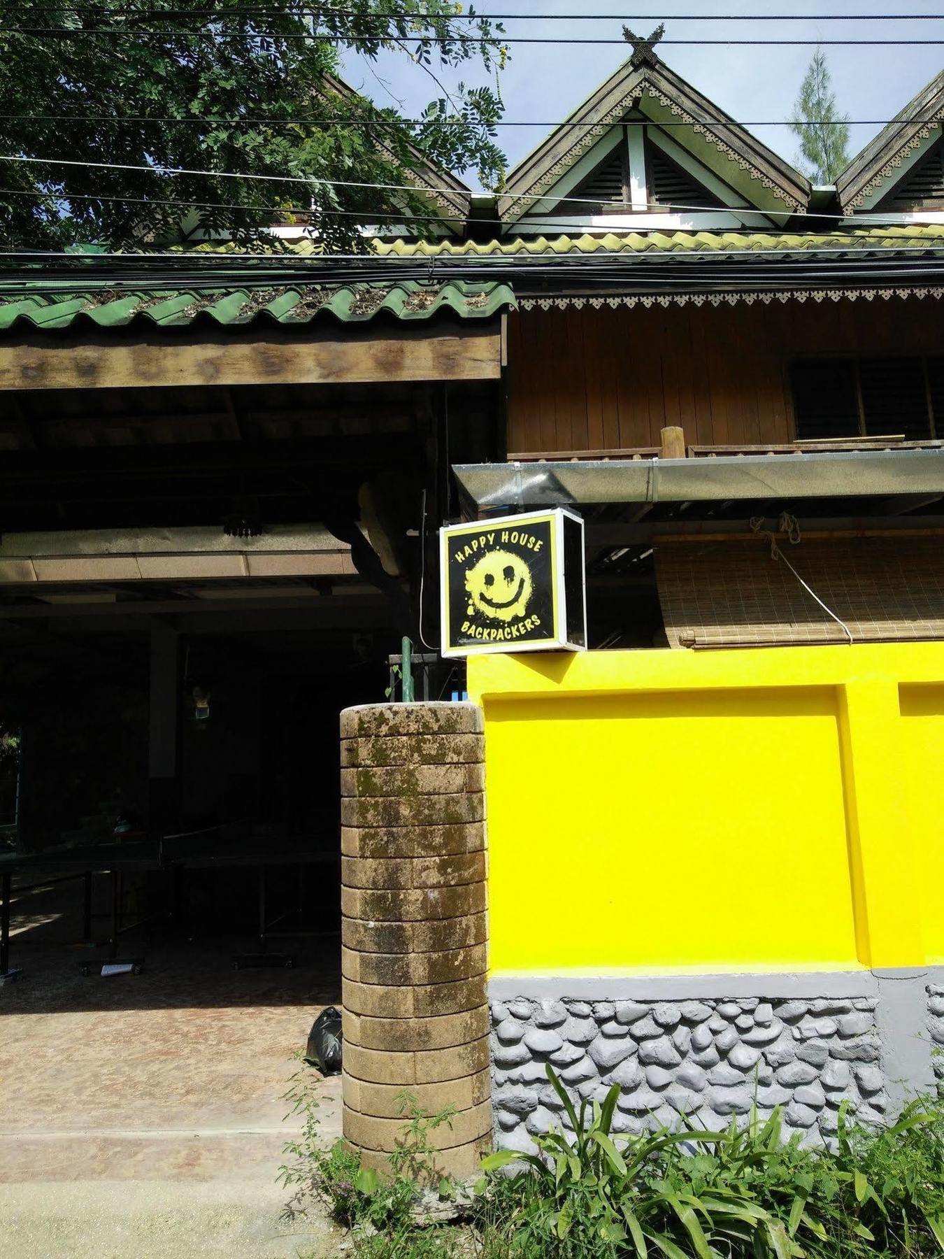 Hostel Happy House Backpackers Pai Exterior foto