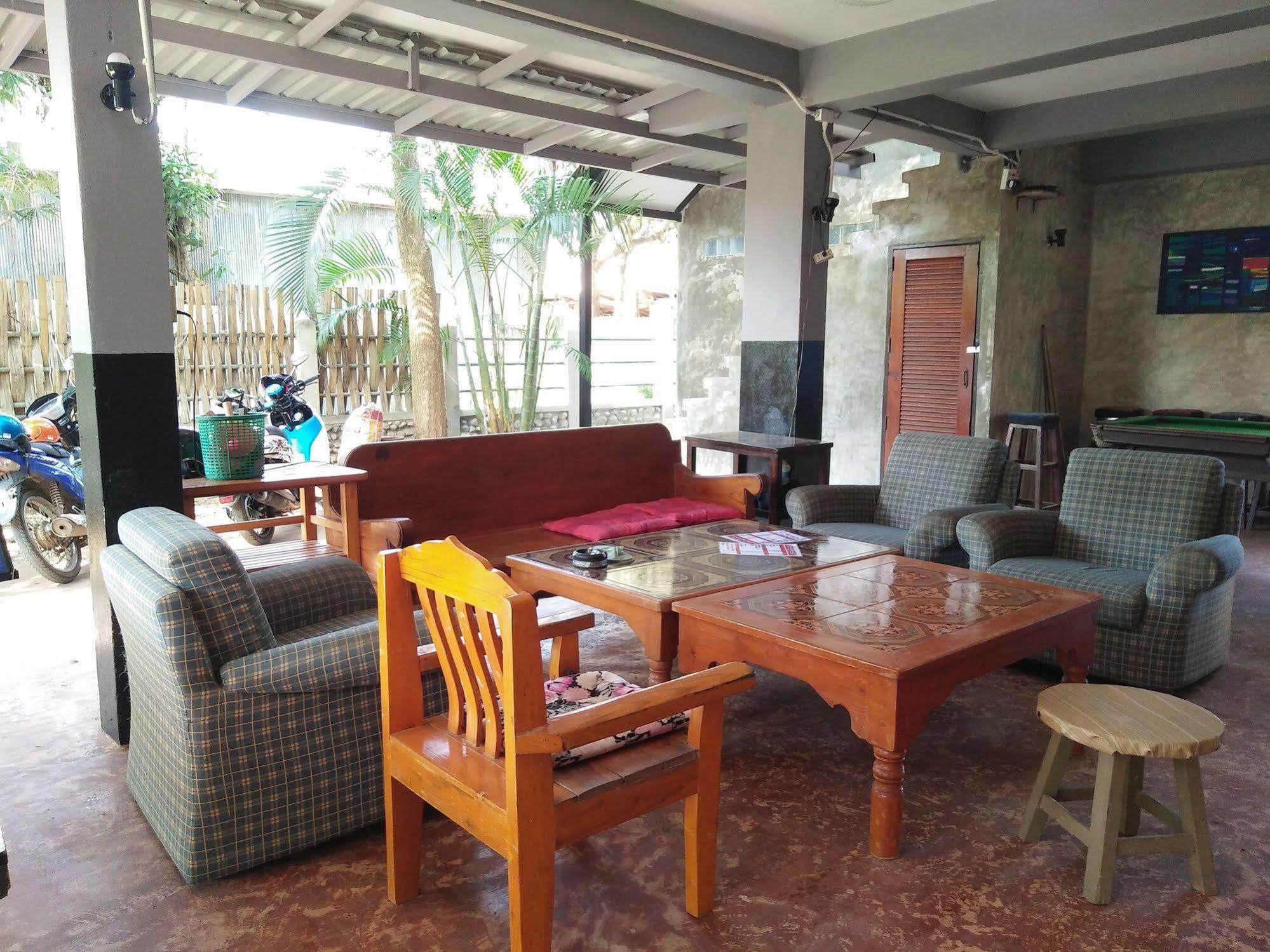 Hostel Happy House Backpackers Pai Exterior foto
