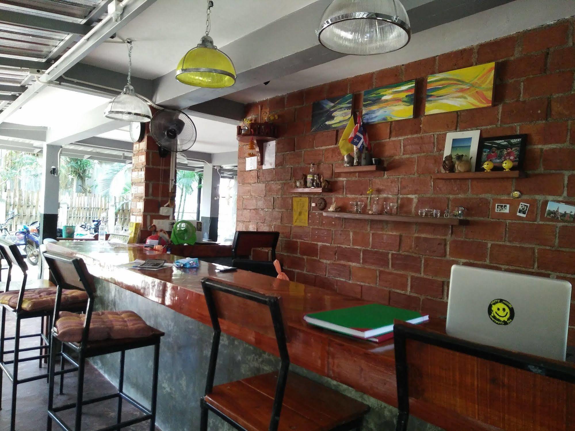 Hostel Happy House Backpackers Pai Exterior foto