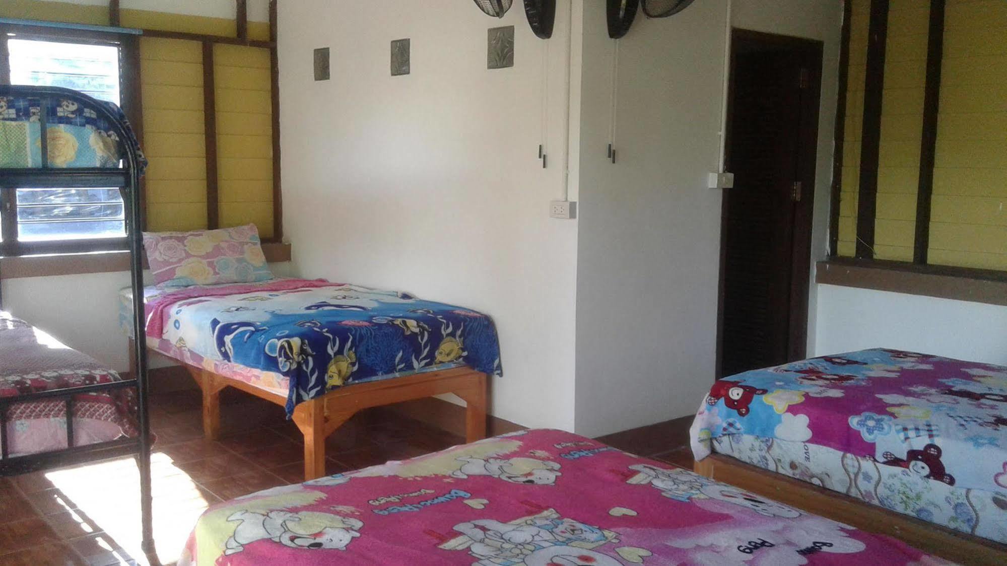 Hostel Happy House Backpackers Pai Exterior foto